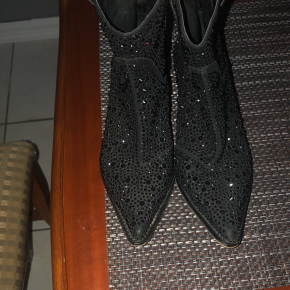 Prwnd JESSICA SIMPSON
Oviedo 2 Embellished Booties  8.5 black - Picture 5 of 13